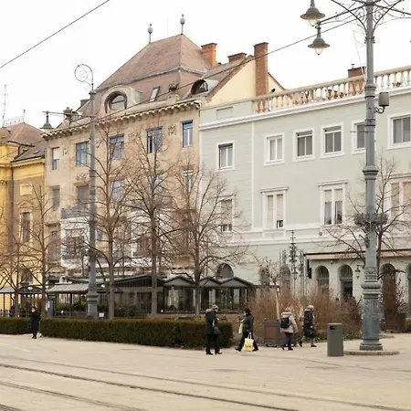 Square 2