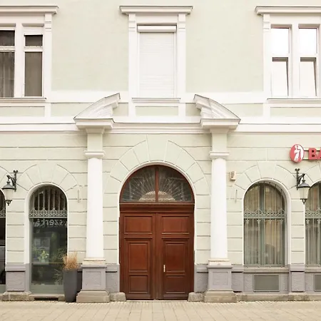 Апартаменты Square 2